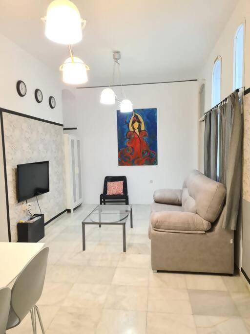 C Palacio Parking Segun Disponibilidad Севилья Экстерьер фото