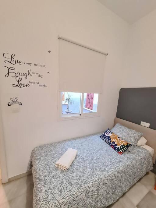 C Palacio Parking Segun Disponibilidad Севилья Экстерьер фото