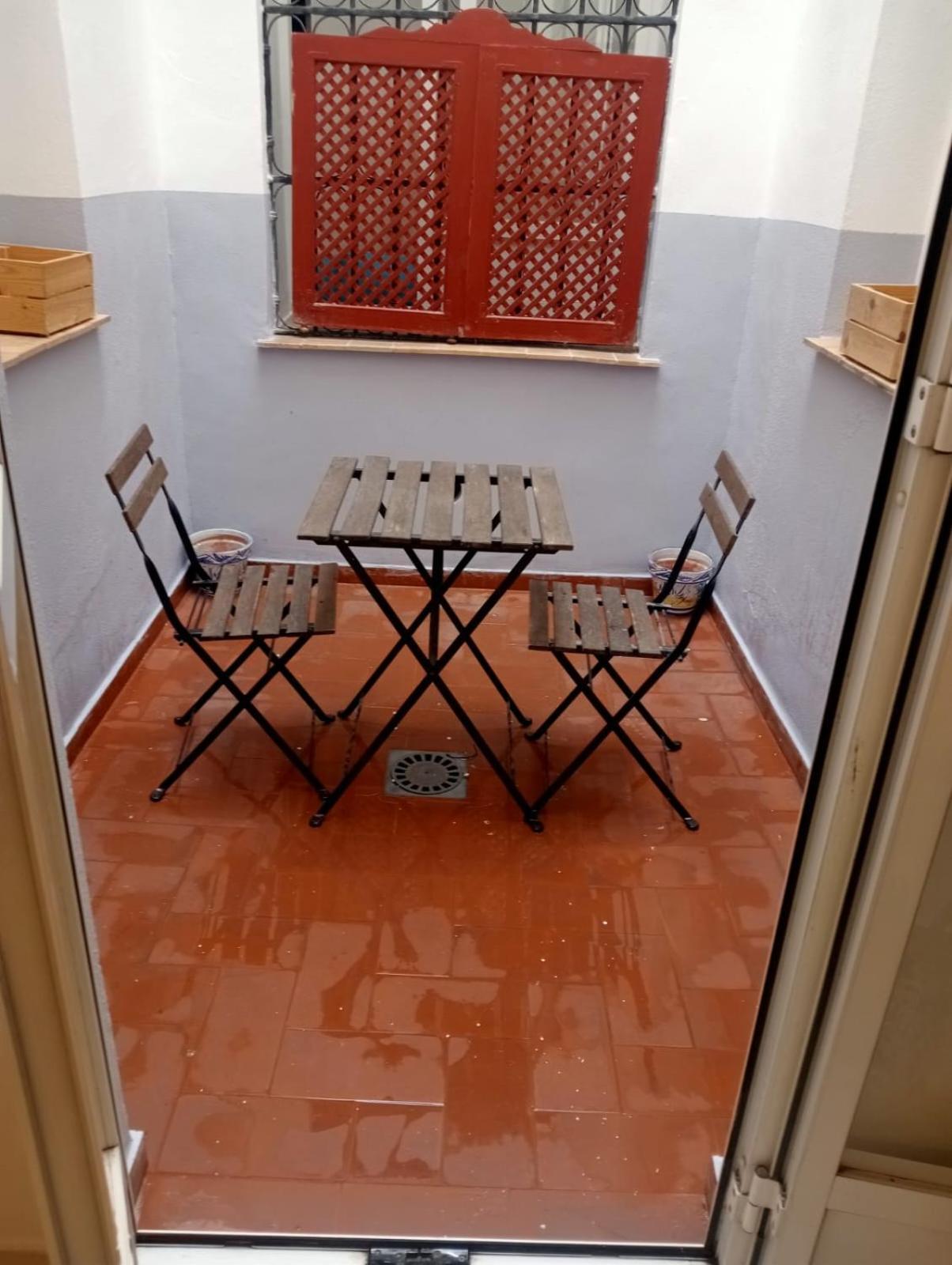 C Palacio Parking Segun Disponibilidad Севилья Экстерьер фото